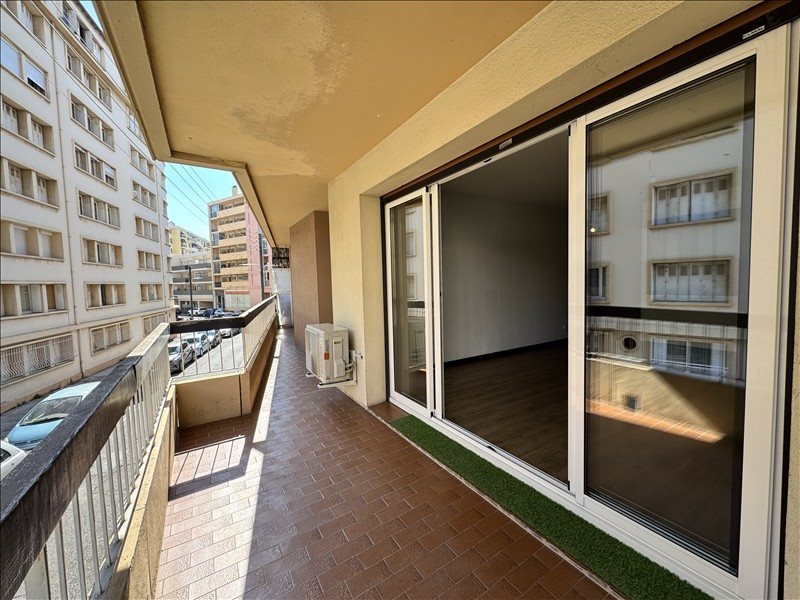 Appartement à louer, 68m², Toulon