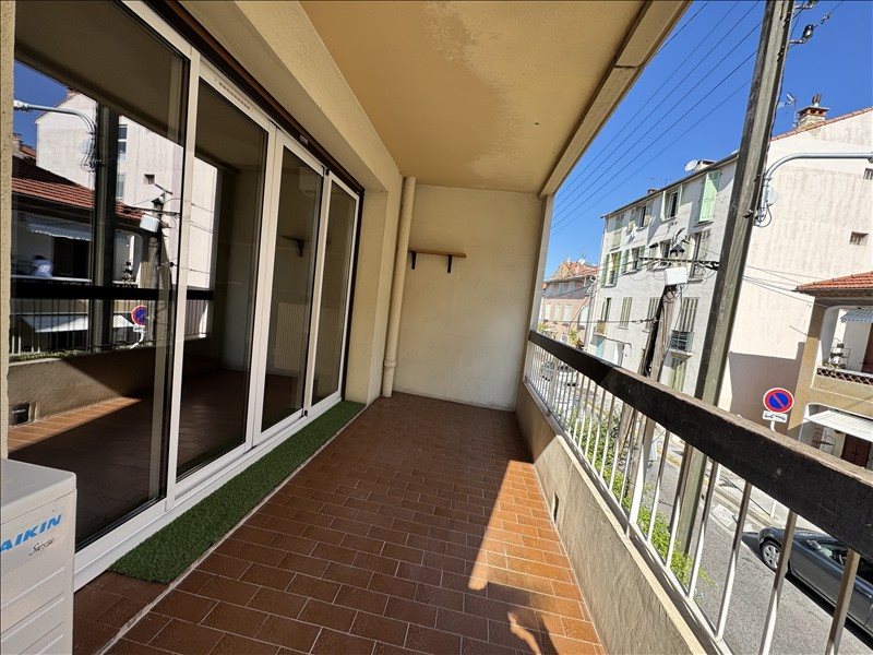 Appartement à louer, 68m², Toulon