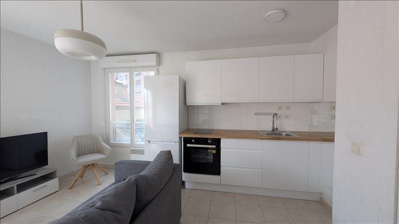 Appartement à louer, 33m², Beausoleil