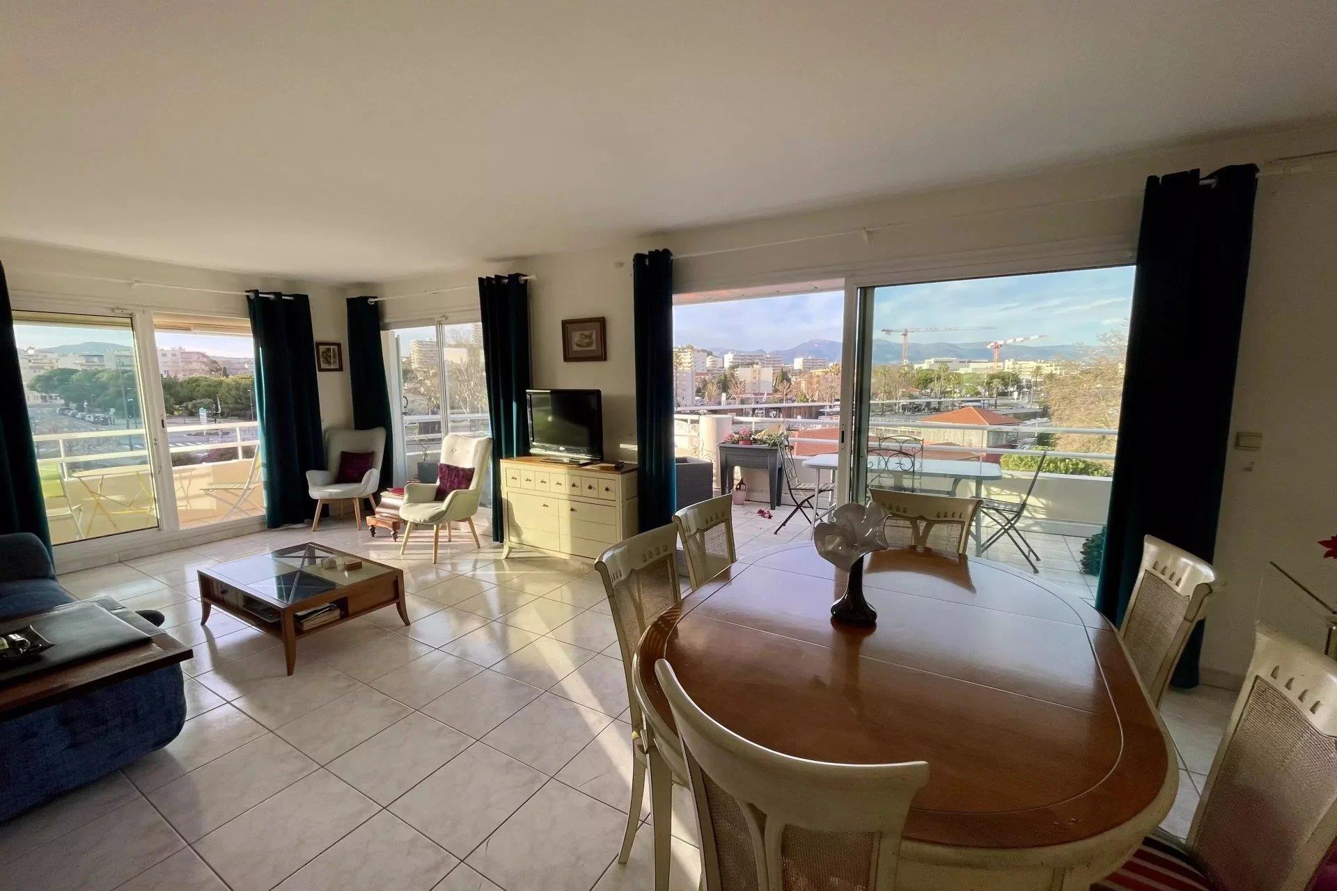 Appartement à vendre, 79m², Antibes