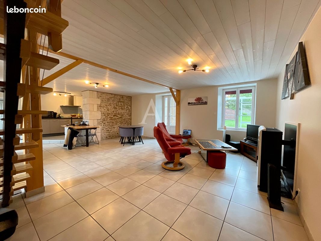 Maison à louer, 171m², Sérigné
