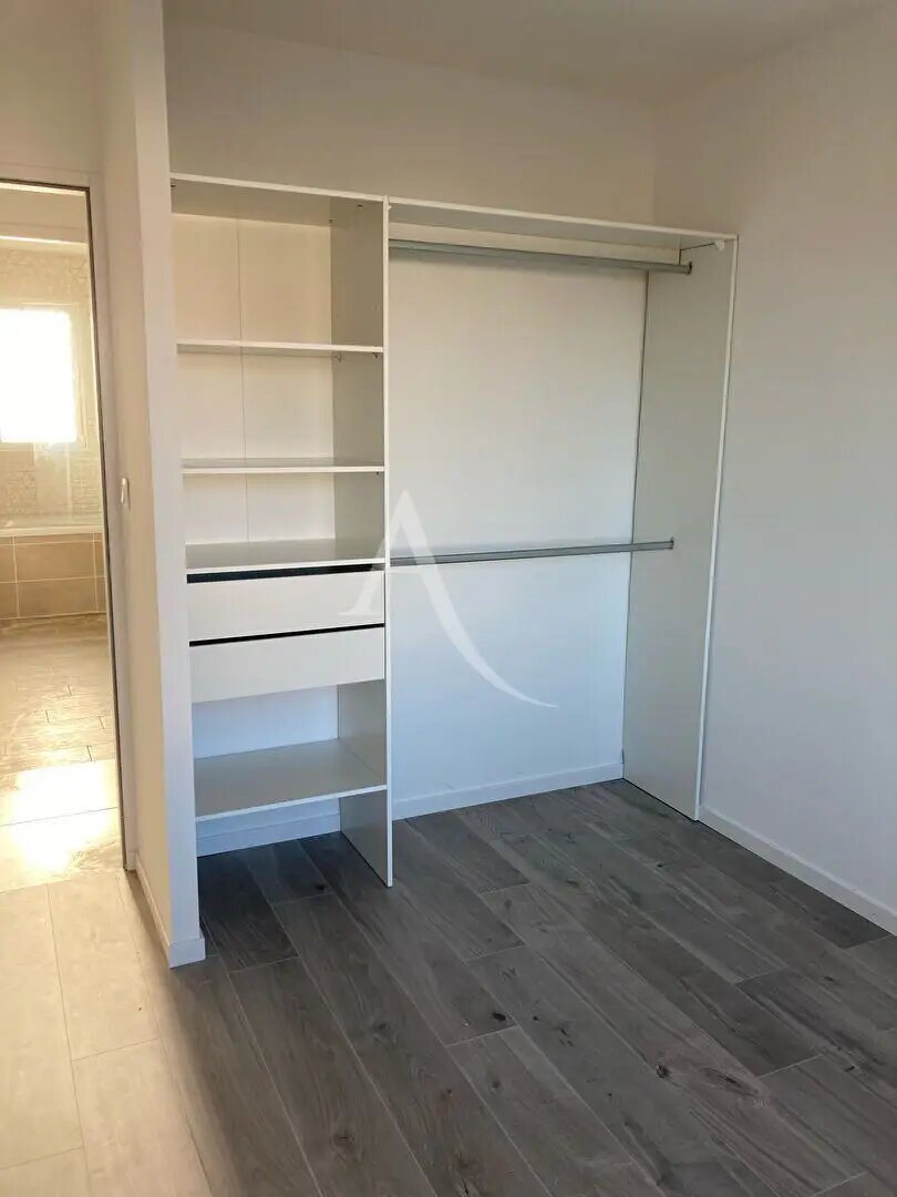 Maison à louer, 85m², Ferrières
