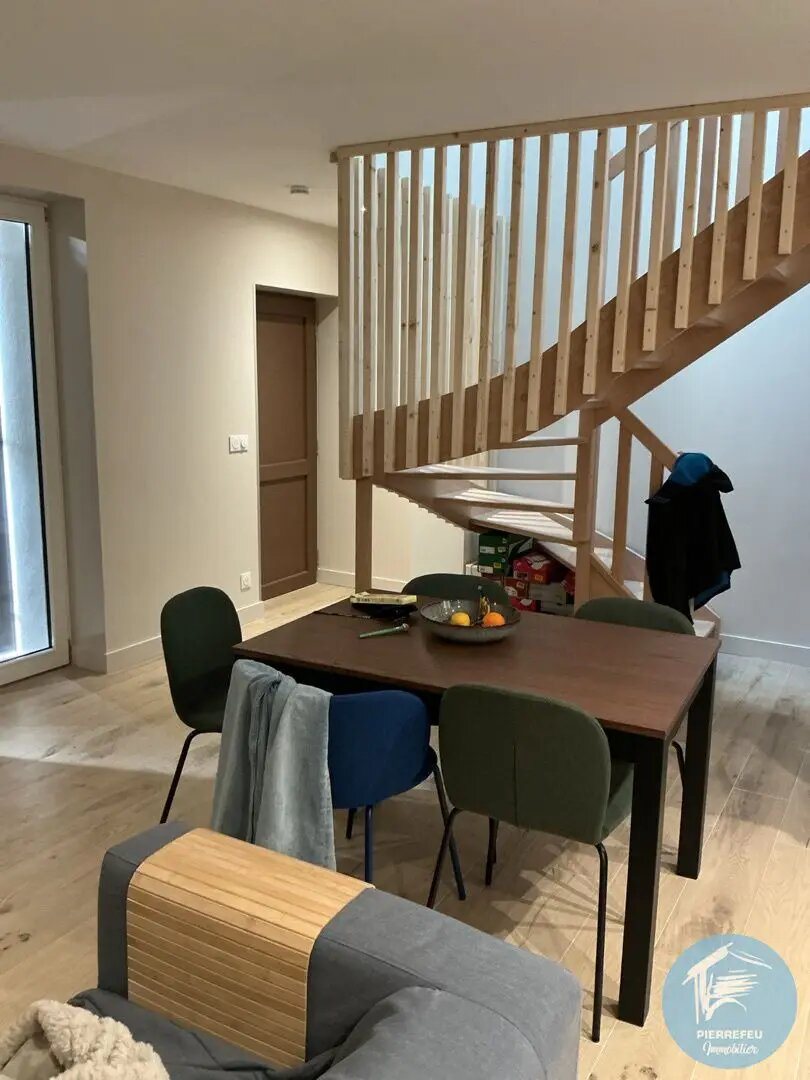 Appartement à louer, 68m², Millery