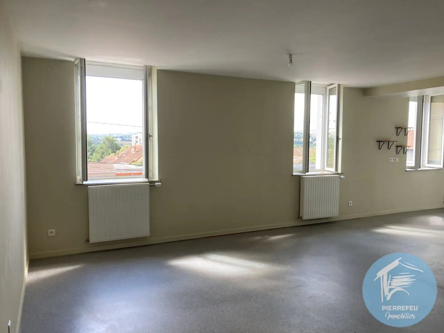 Appartement à louer, 84m², Roanne