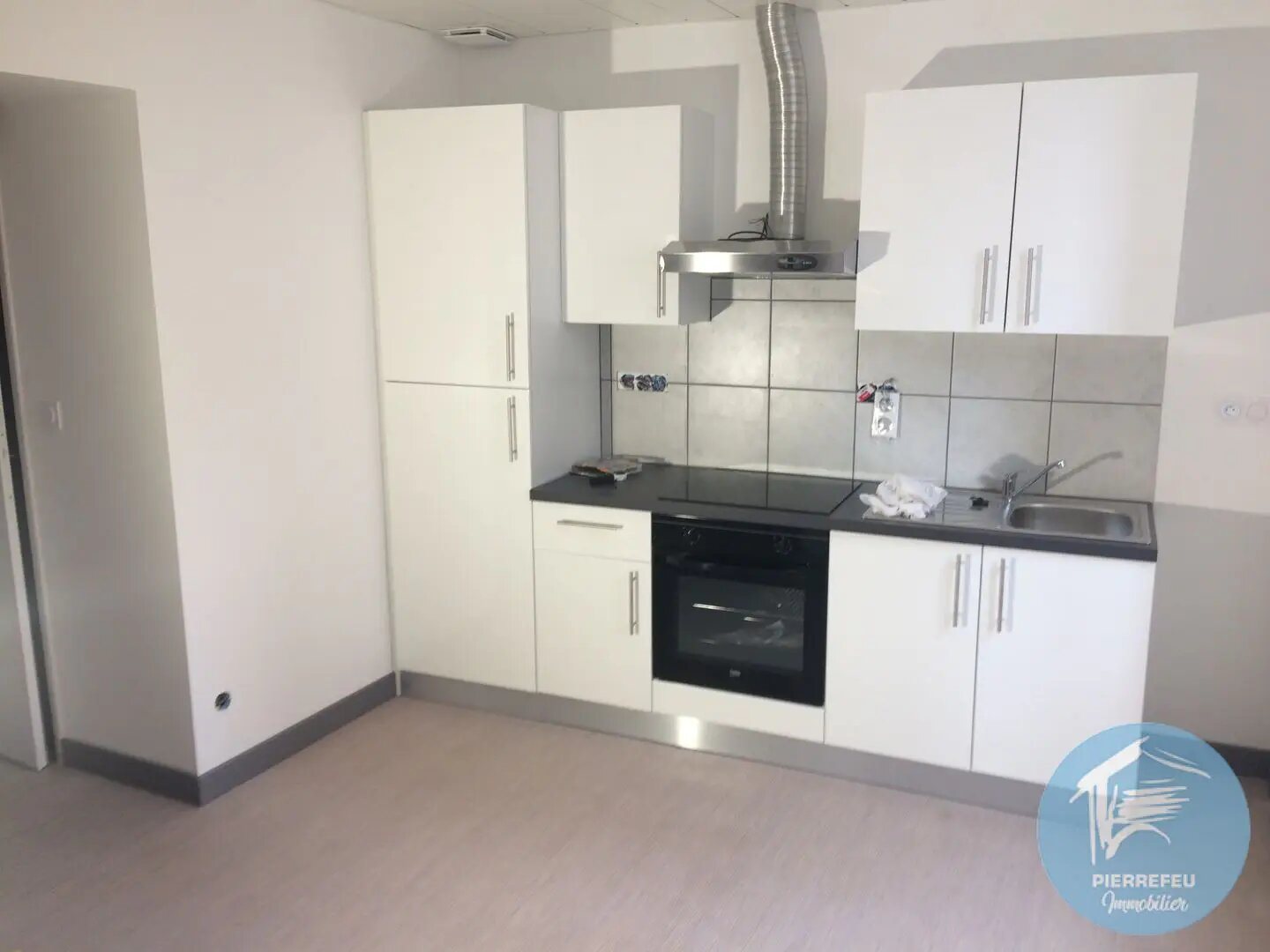 Appartement à louer, 24m², Thizy