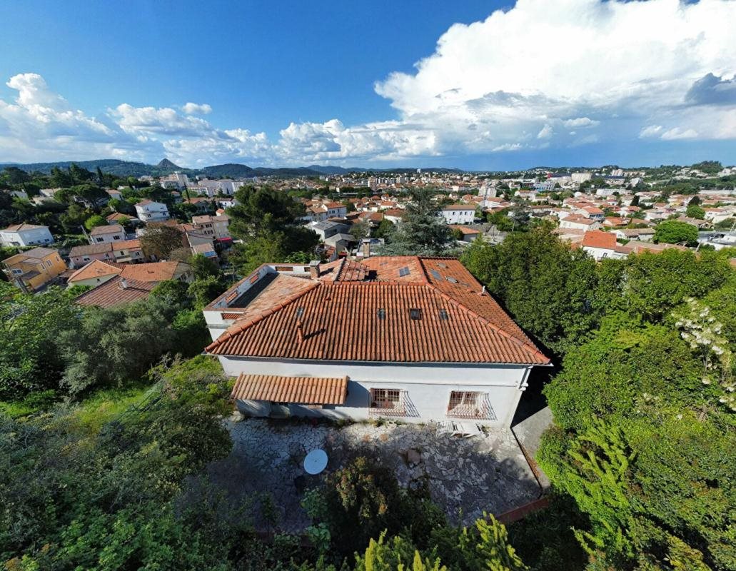 Maison à vendre, 221m², Alès
