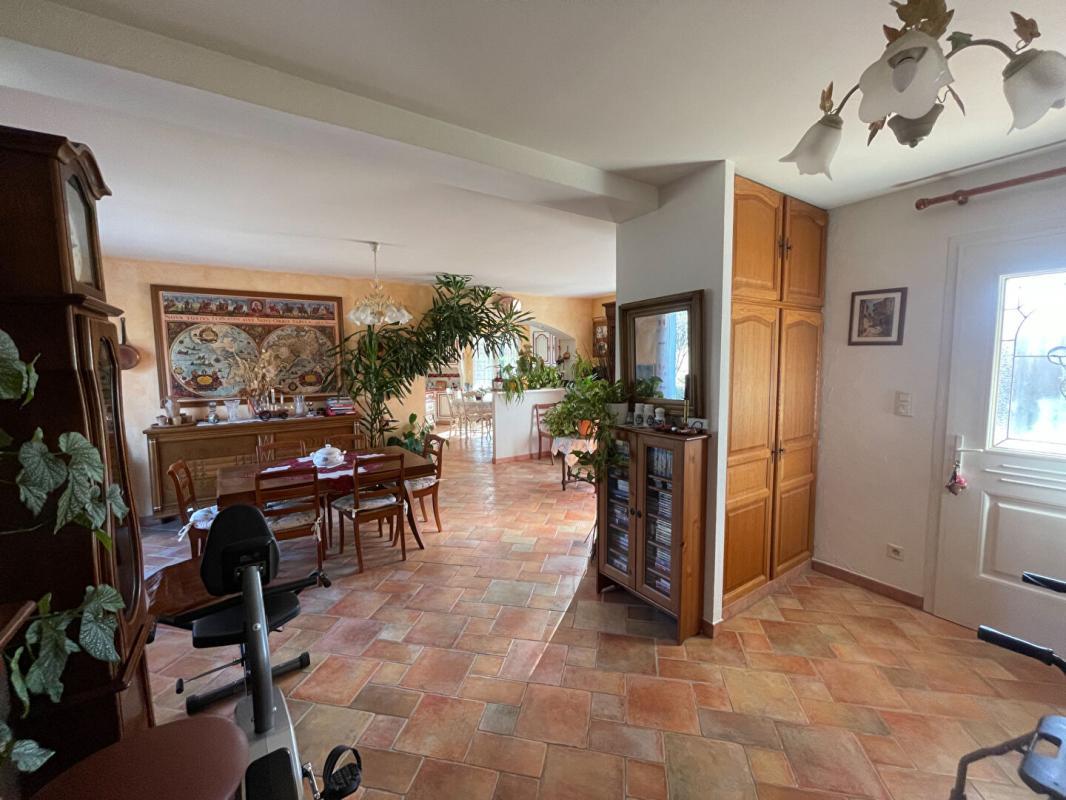 Maison à vendre, 156m², Barjac