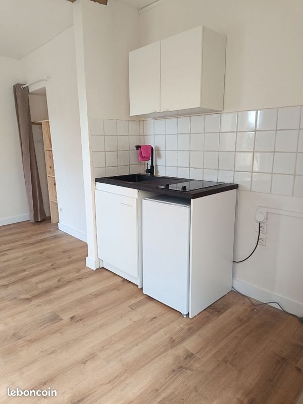 Appartement à louer, 19m², Poitiers