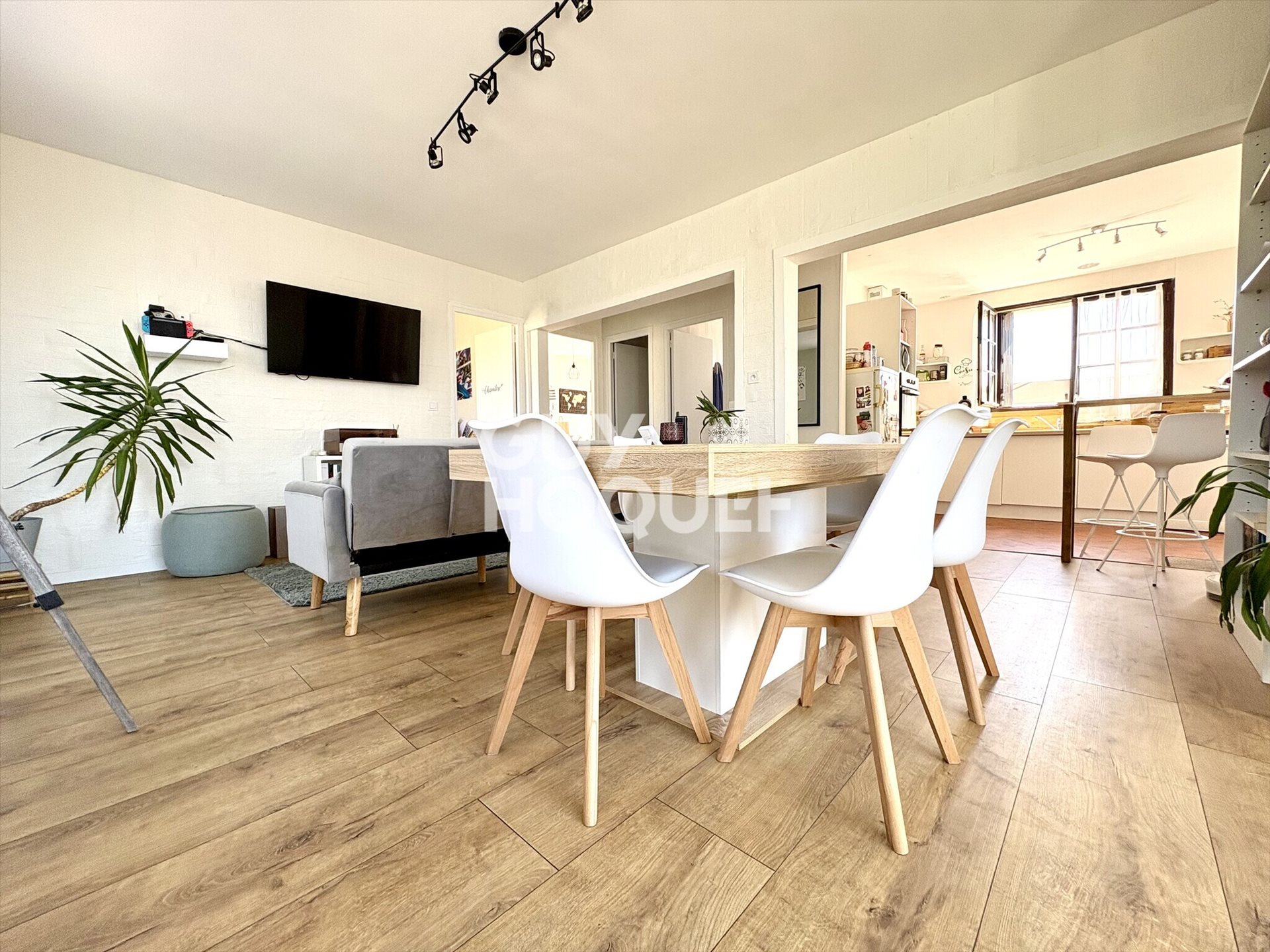 Maison à vendre, 69m², Fleuré
