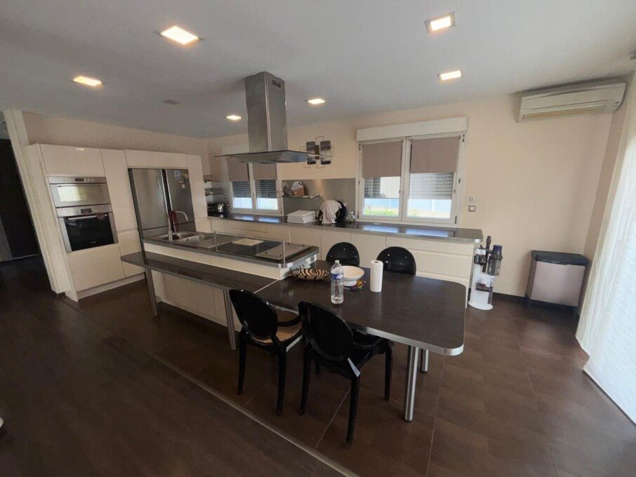 Maison à louer, 193m², Andrésy
