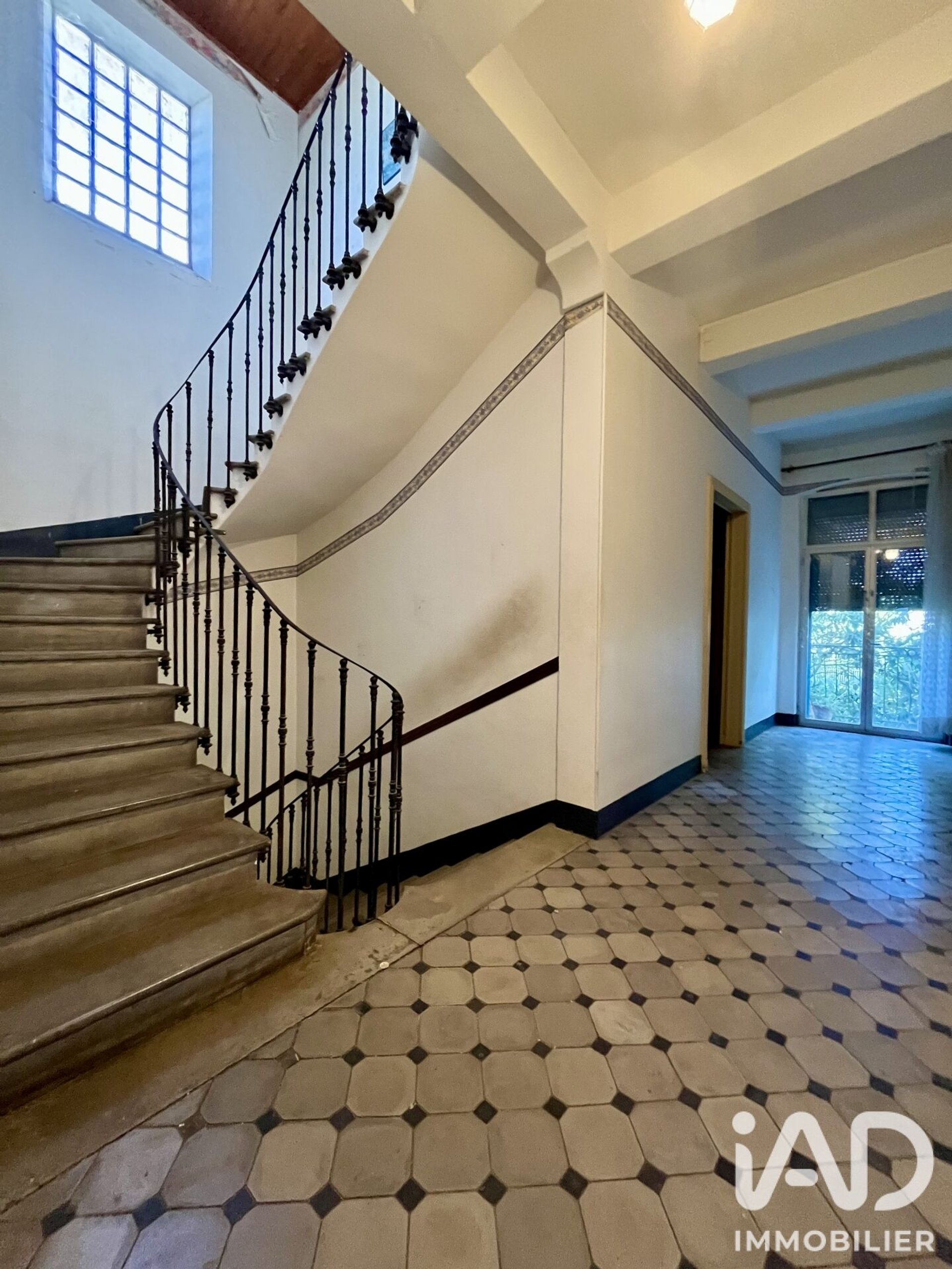 Maison à vendre, 346m², Coursan