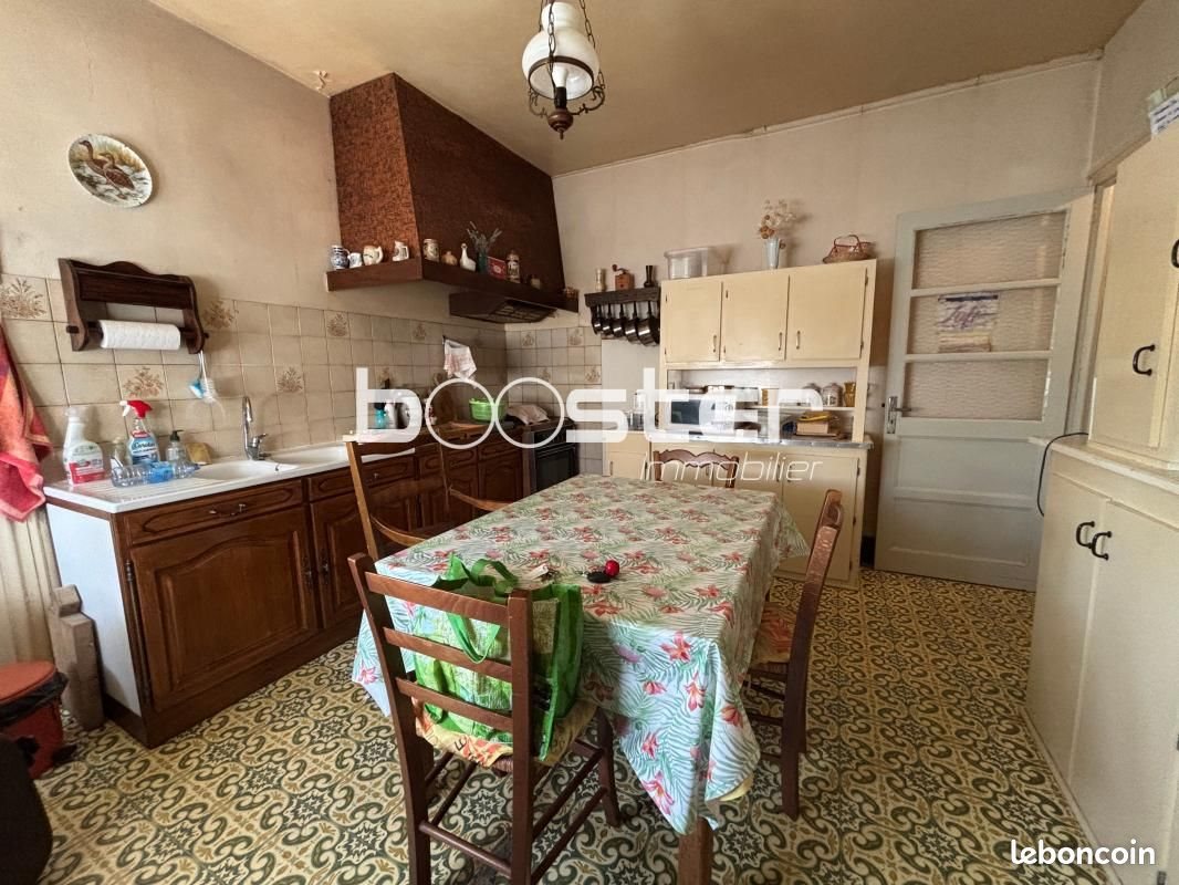 Maison à vendre, 95m², Saint-Yrieix-la-Perche