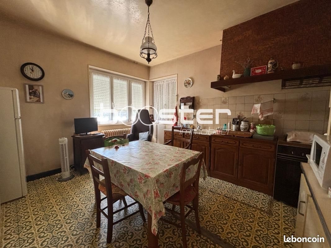Maison à vendre, 95m², Saint-Yrieix-la-Perche