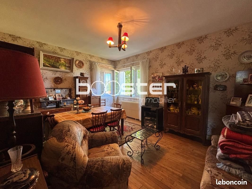 Maison à vendre, 95m², Saint-Yrieix-la-Perche