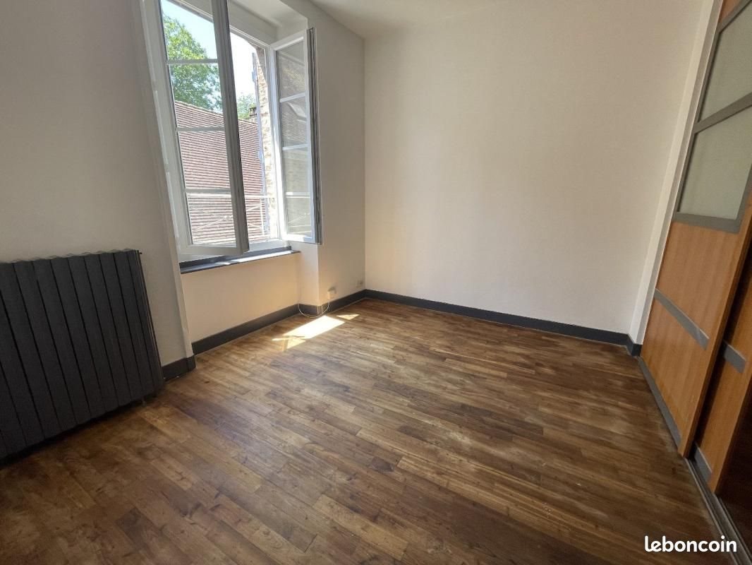 Appartement à louer, 37m², Saint-Yrieix-la-Perche