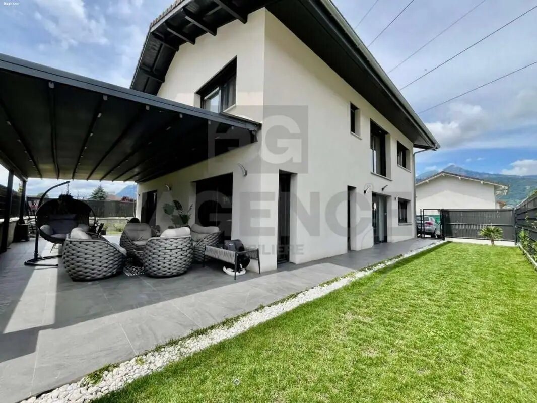 Maison à vendre, 185m², Scionzier