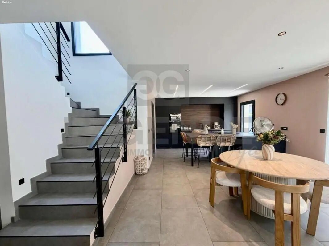 Maison à vendre, 127m², Cluses