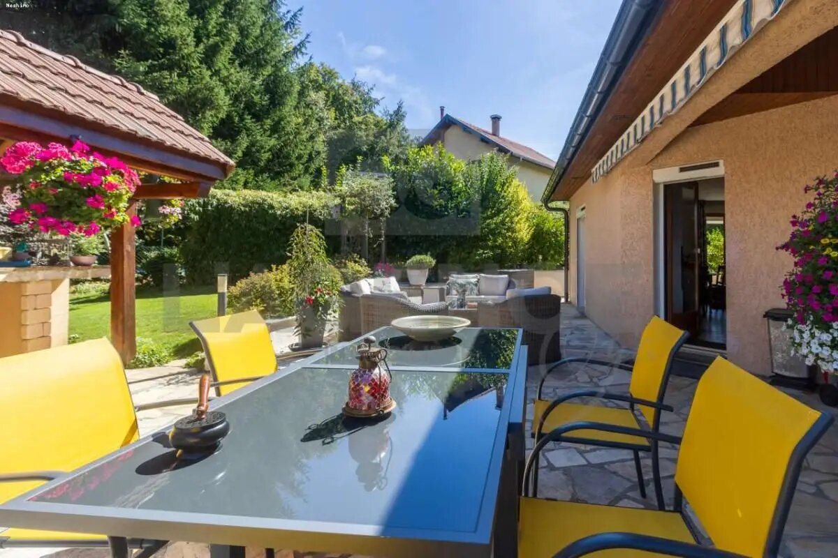 Maison à vendre, 134m², La Roche-sur-Foron
