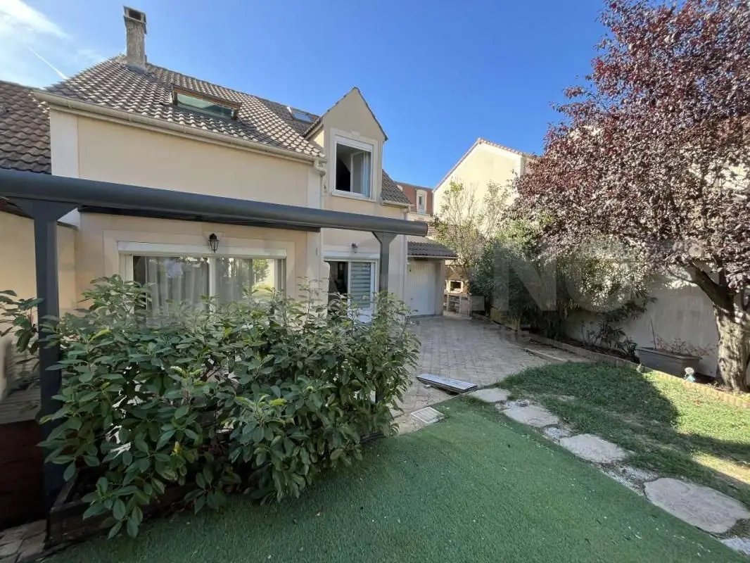 Maison à vendre, 110m², Courtry