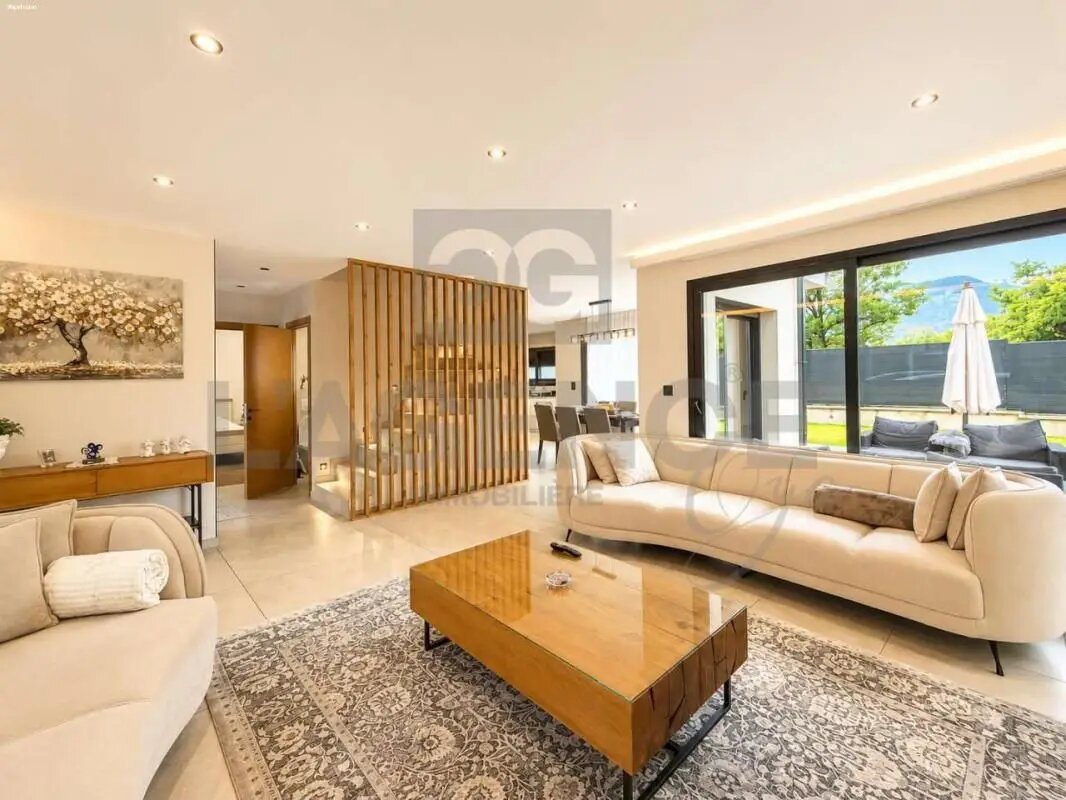 Maison à vendre, 180m², Thyez