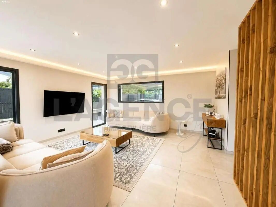Maison à vendre, 180m², Thyez