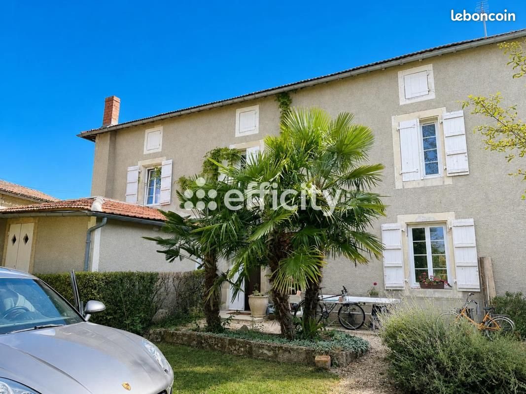 Maison à vendre, 329m², Fontaine-Chalendray