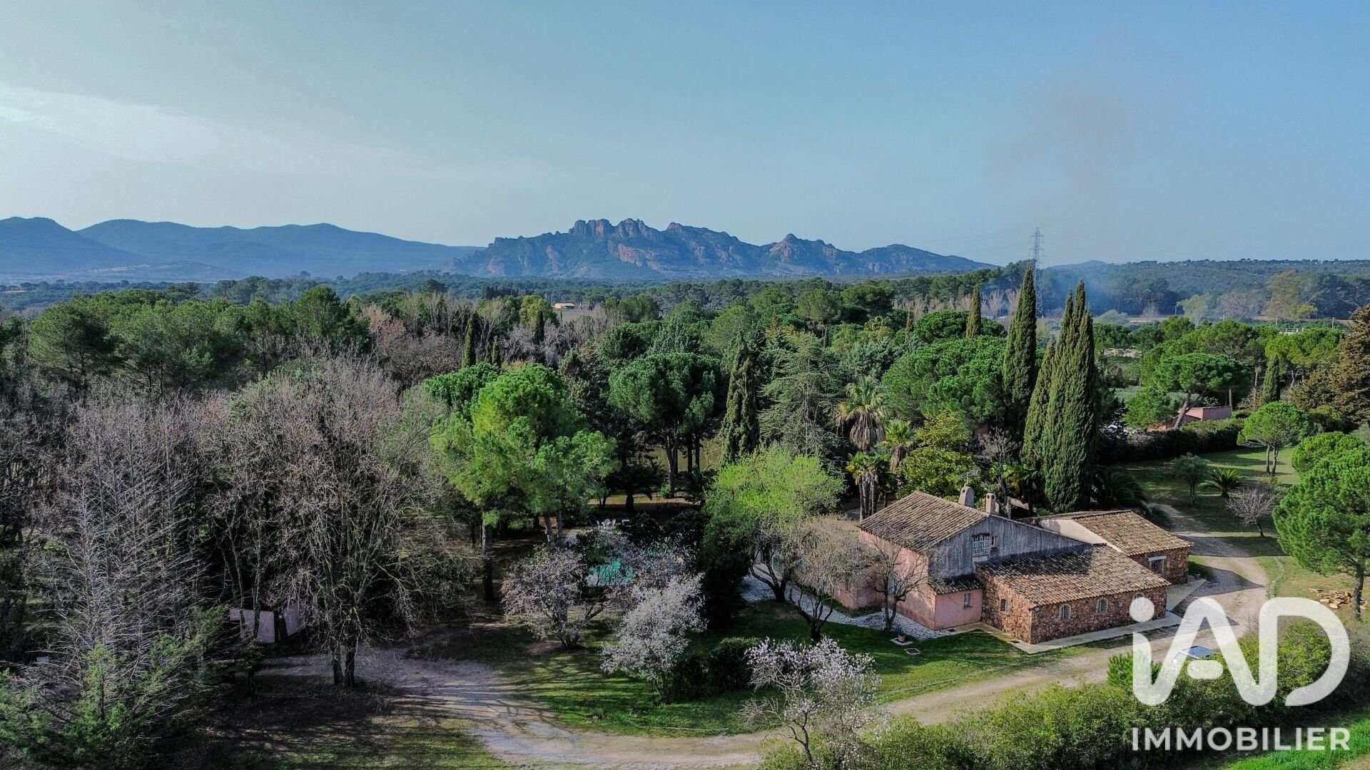 Maison à vendre, 233m², Roquebrune-sur-Argens