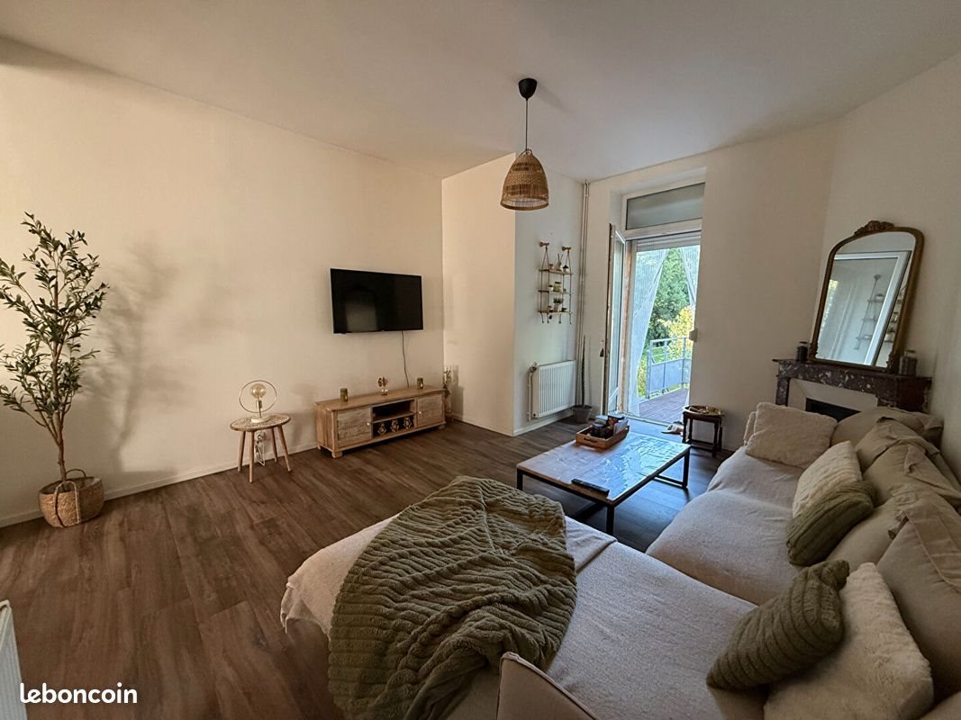 Appartement à vendre, 90m², Sedan