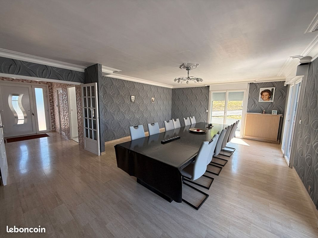 Maison à vendre, 208m², Nouzonville