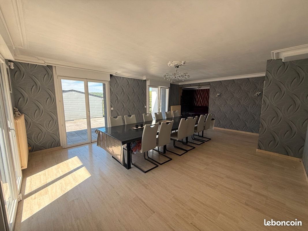 Maison à vendre, 208m², Nouzonville