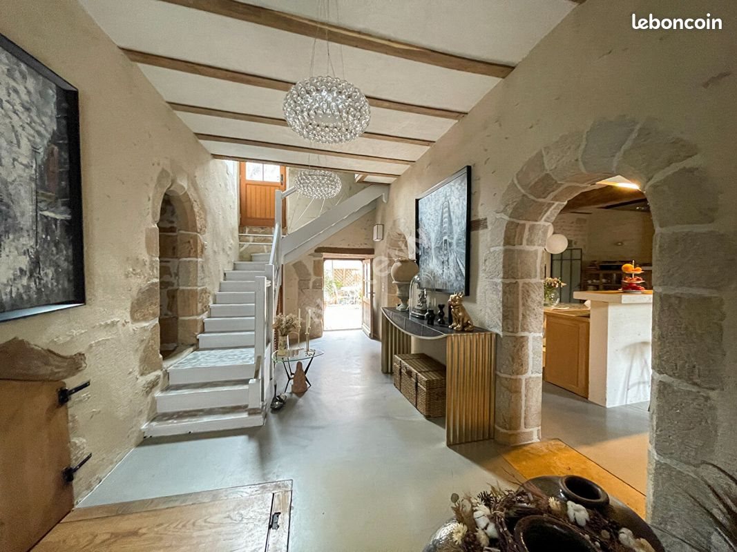 Maison à vendre, 290m², Ambon