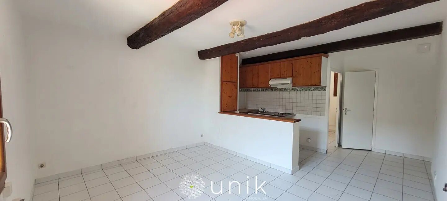 Appartement à louer, 35m², Saint-Martin-de-Londres