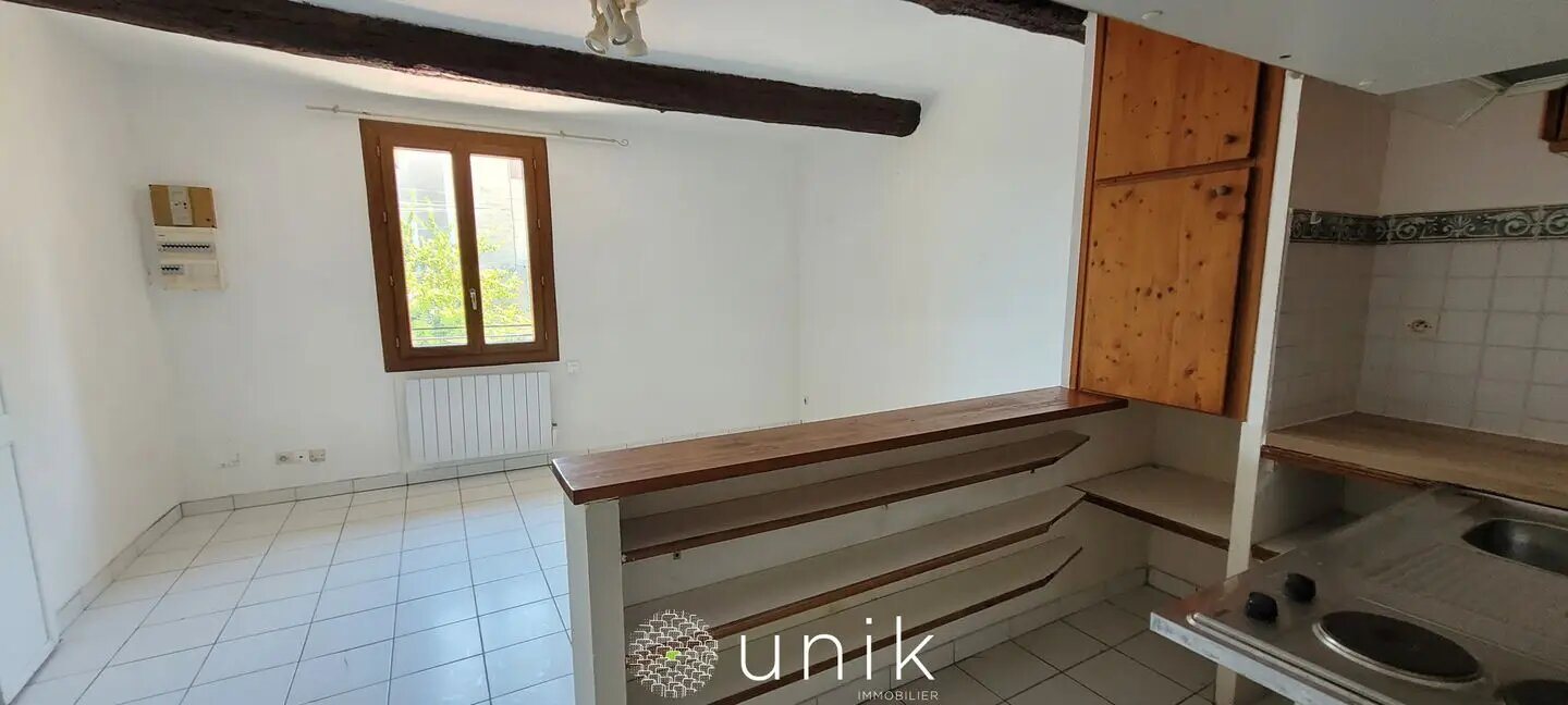 Appartement à louer, 35m², Saint-Martin-de-Londres
