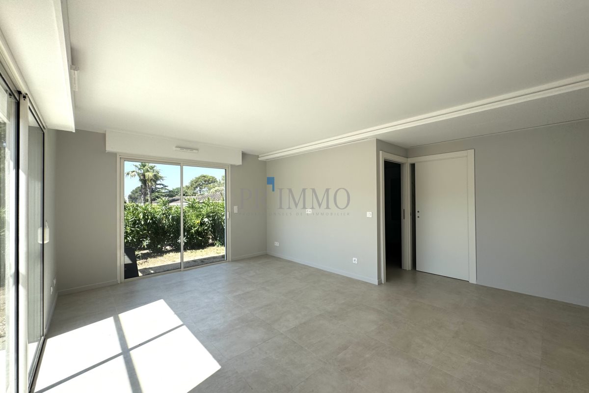 Appartement à vendre, 65m², Saint-Raphaël