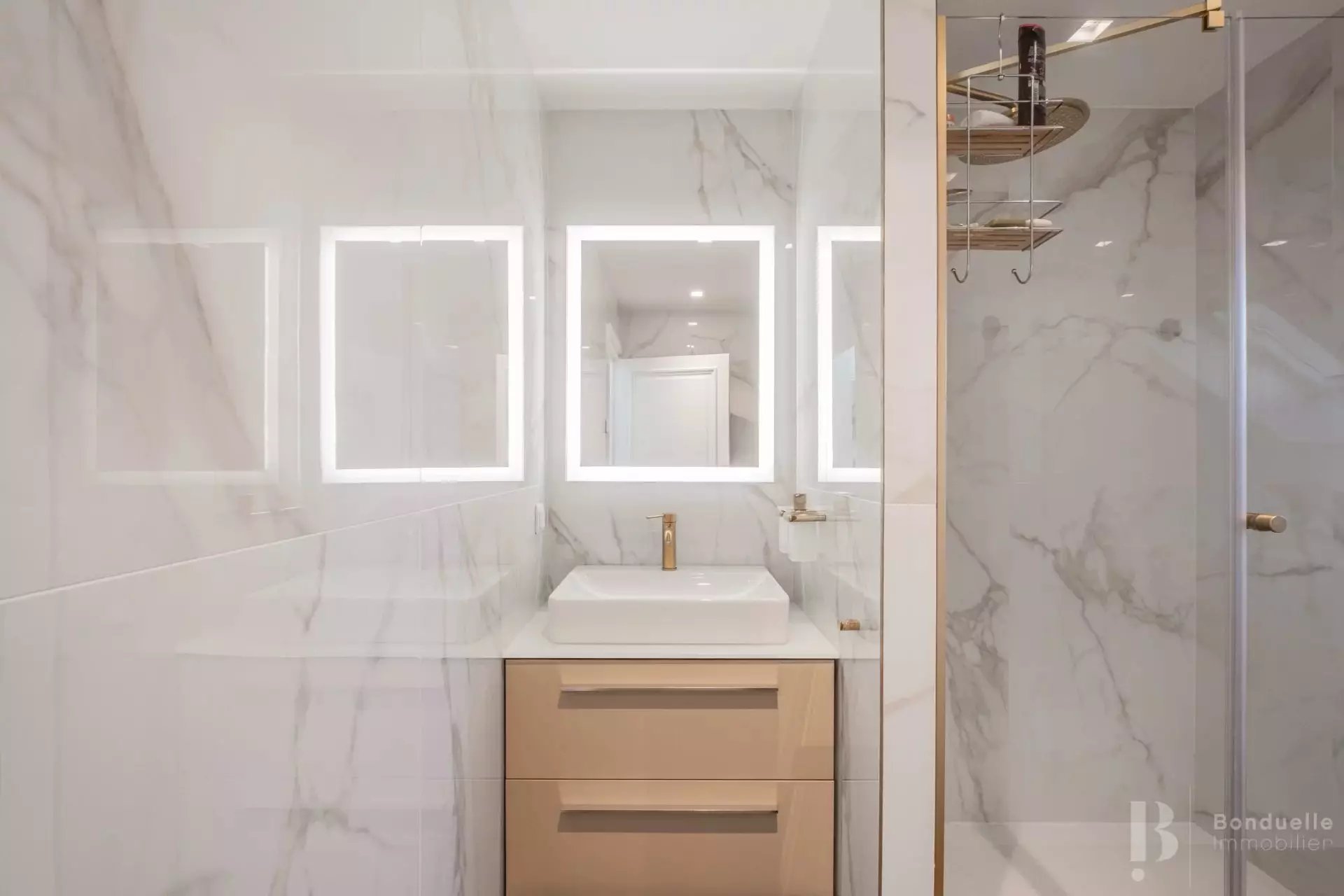 Maison à louer, 76m², Paris 1er