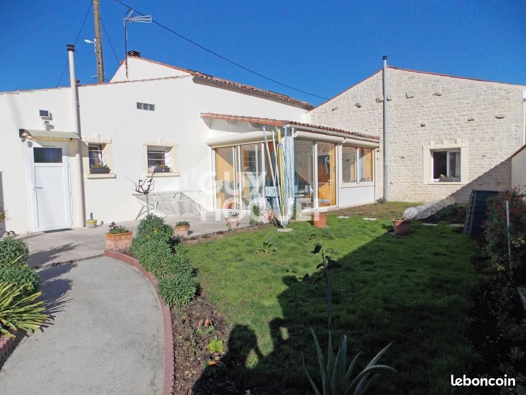 Maison à vendre, 160m², Surgères
