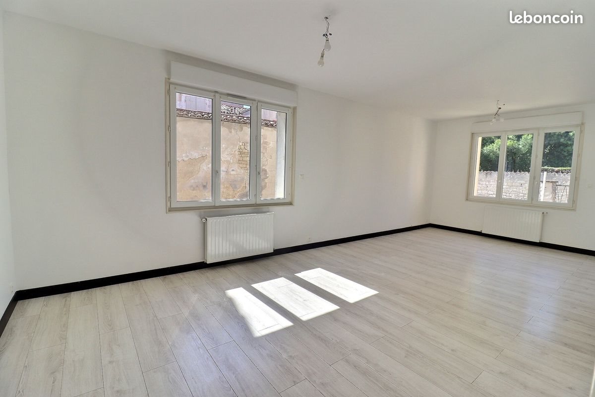 Maison à vendre, 102m², Surgères