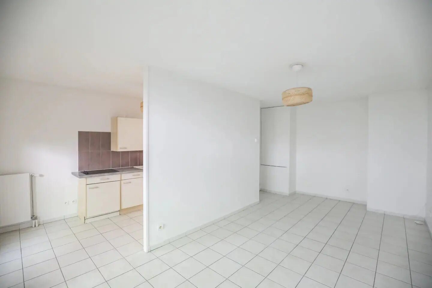 Appartement à louer, 47m², Marseille 8ème