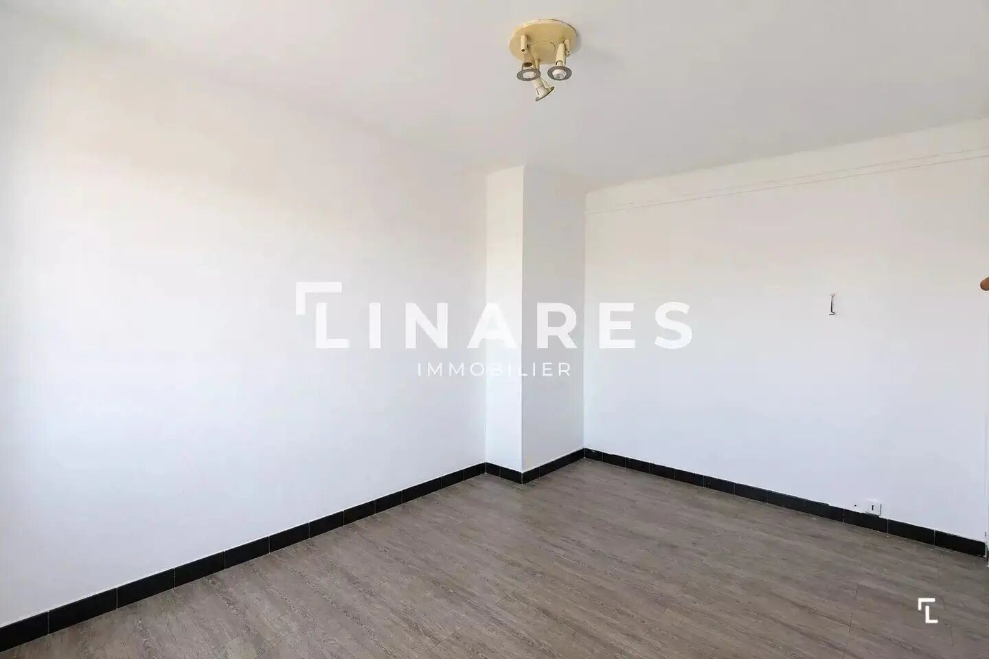 Appartement à louer, 59m², Marseille 8ème