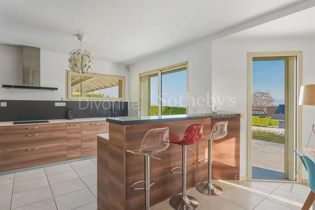 Maison à vendre, 170m², Divonne-les-Bains