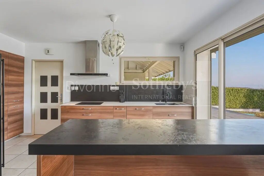 Maison à vendre, 170m², Divonne-les-Bains