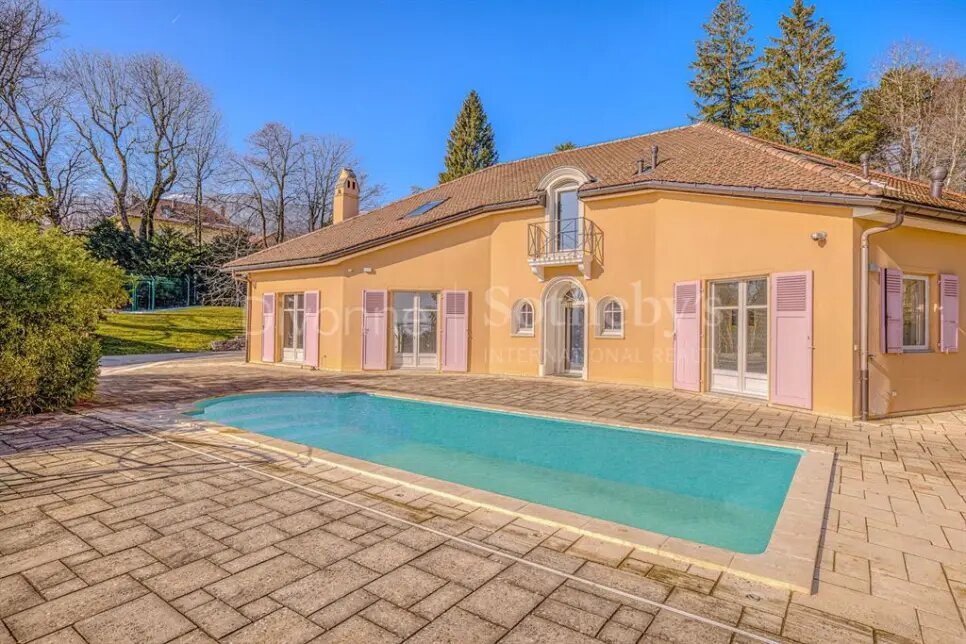 Maison à vendre, 480m², Gex