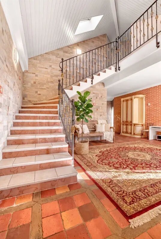 Maison à vendre, 480m², Gex