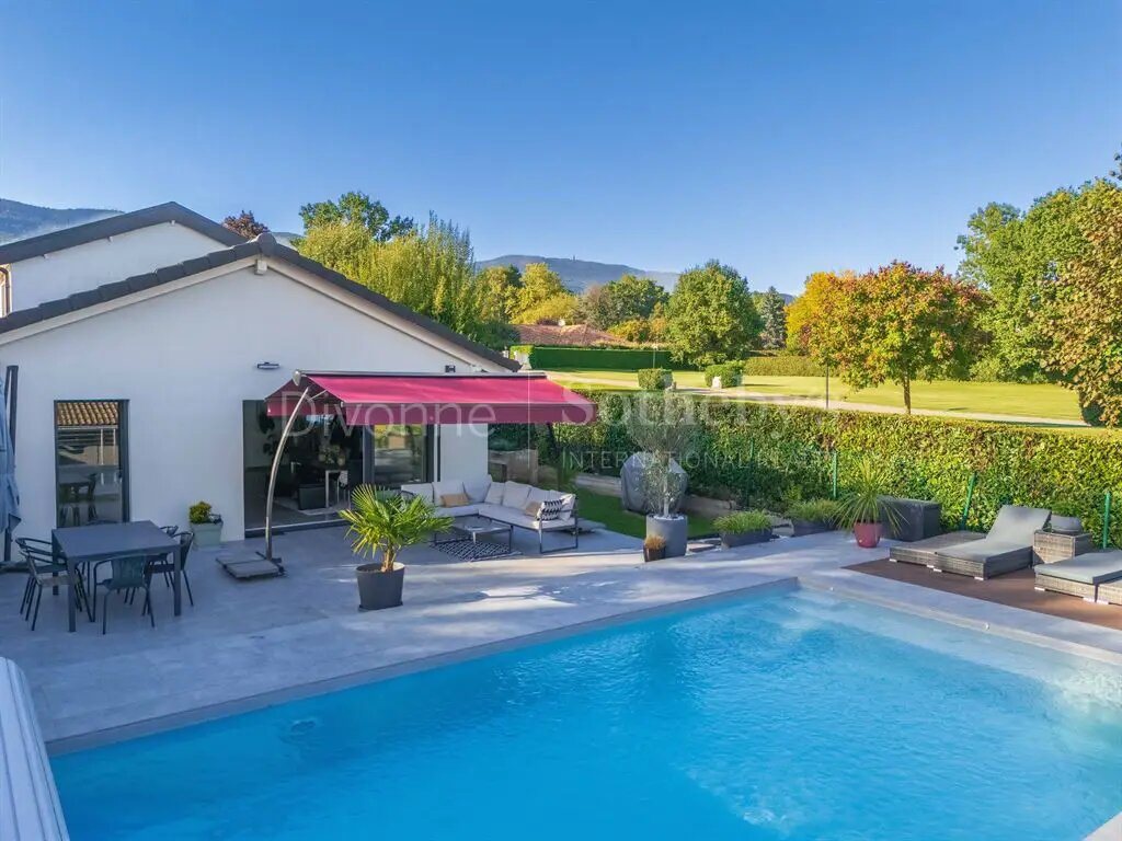 Maison à vendre, 189m², Divonne-les-Bains