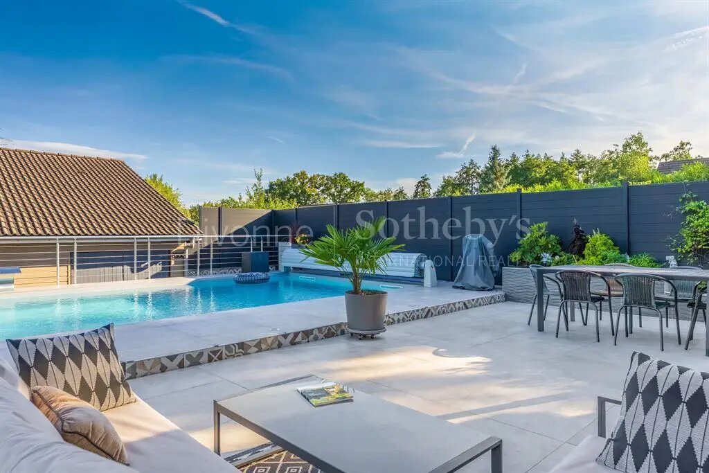 Maison à vendre, 189m², Divonne-les-Bains