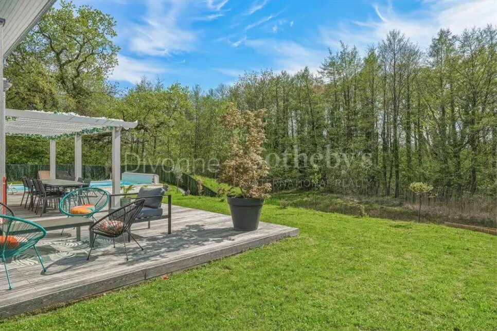 Maison à vendre, 227m², Divonne-les-Bains