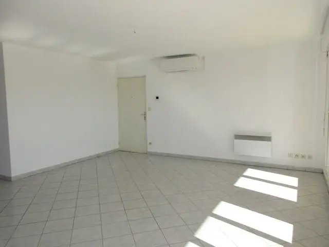 Appartement à louer, 107m², Sanary-sur-Mer