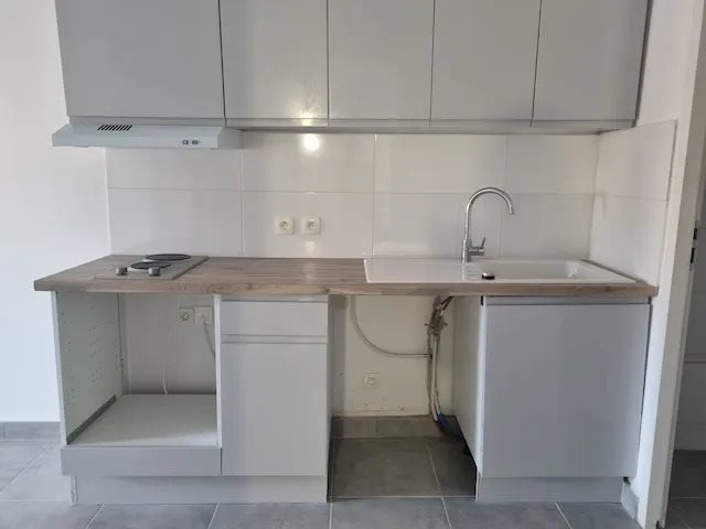 Appartement à louer, 25m², Sanary-sur-Mer