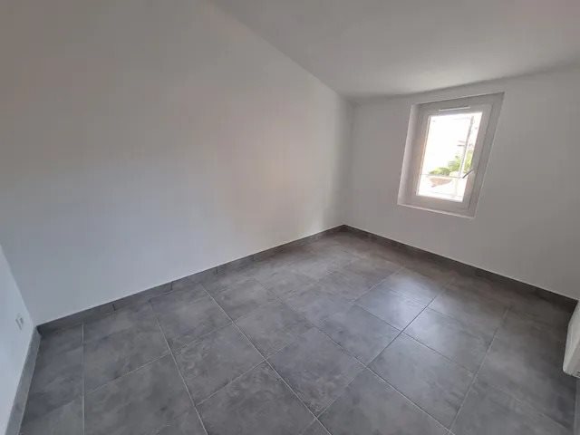 Appartement à louer, 25m², Sanary-sur-Mer