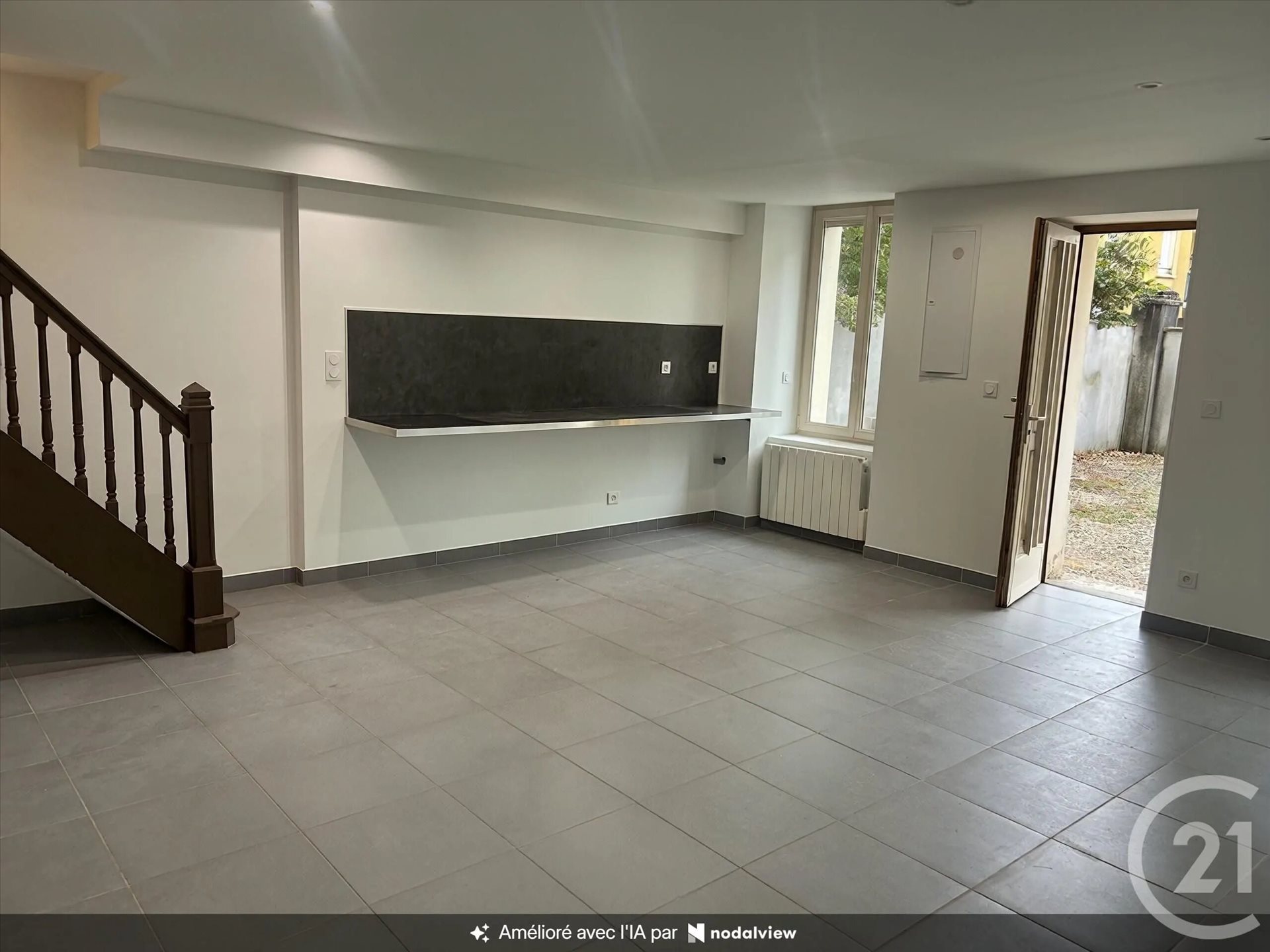 Maison à louer, 115m², Villieu-Loyes-Mollon